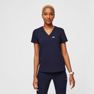FIGS Scrub Set in Quiet Navy: Catarina Top & Zamora Jogger Bottoms